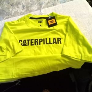 Men's name brand T'S AND SWEATS MOSTLY MED AND LARGE